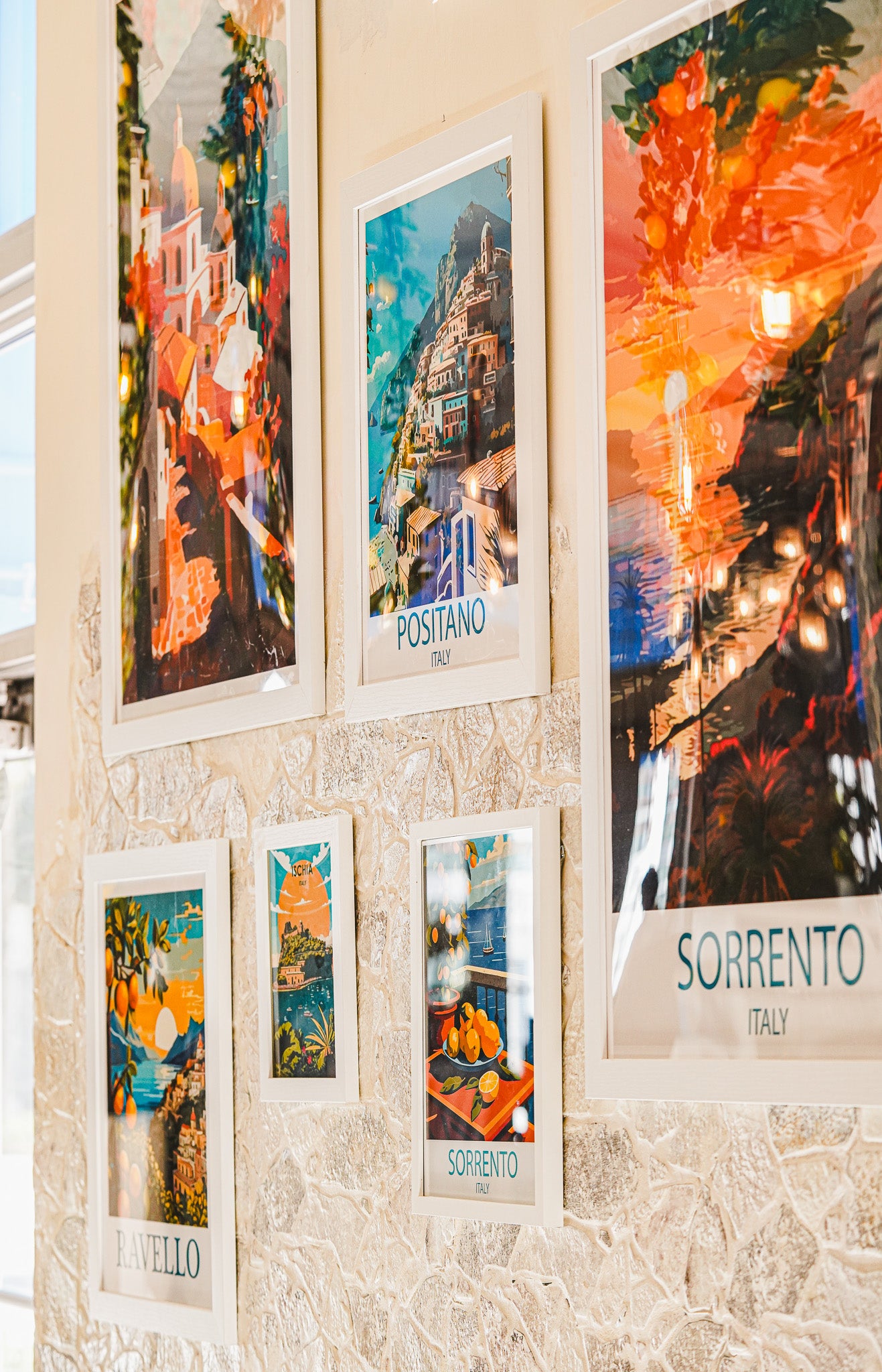 Creative campaigns for Italian dining social media