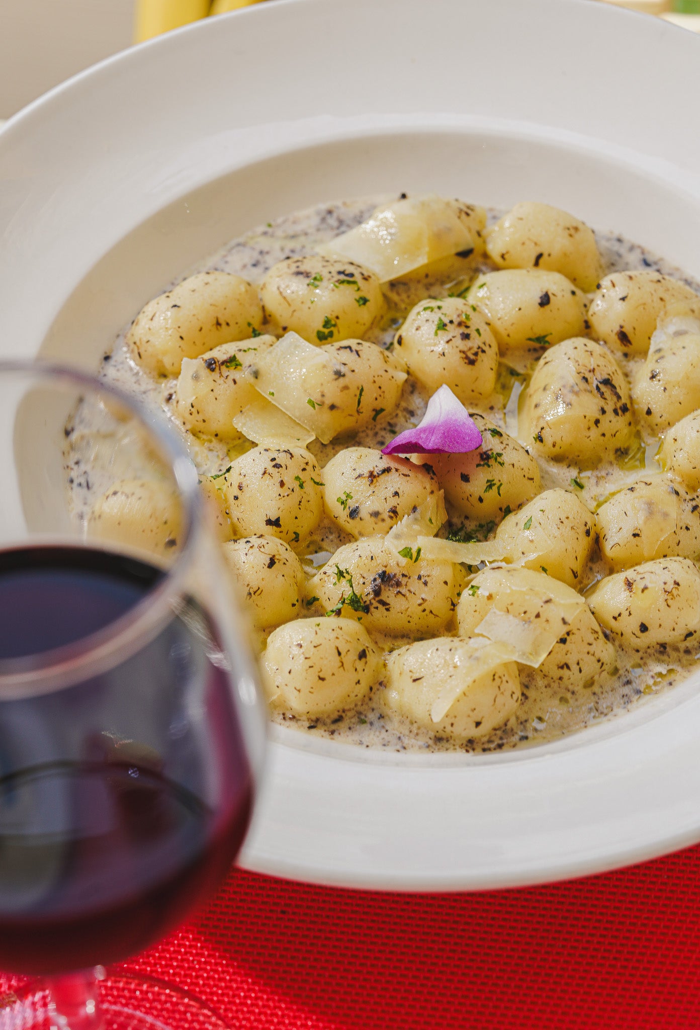 Photography and visual identity for Kanoli Italian restaurant